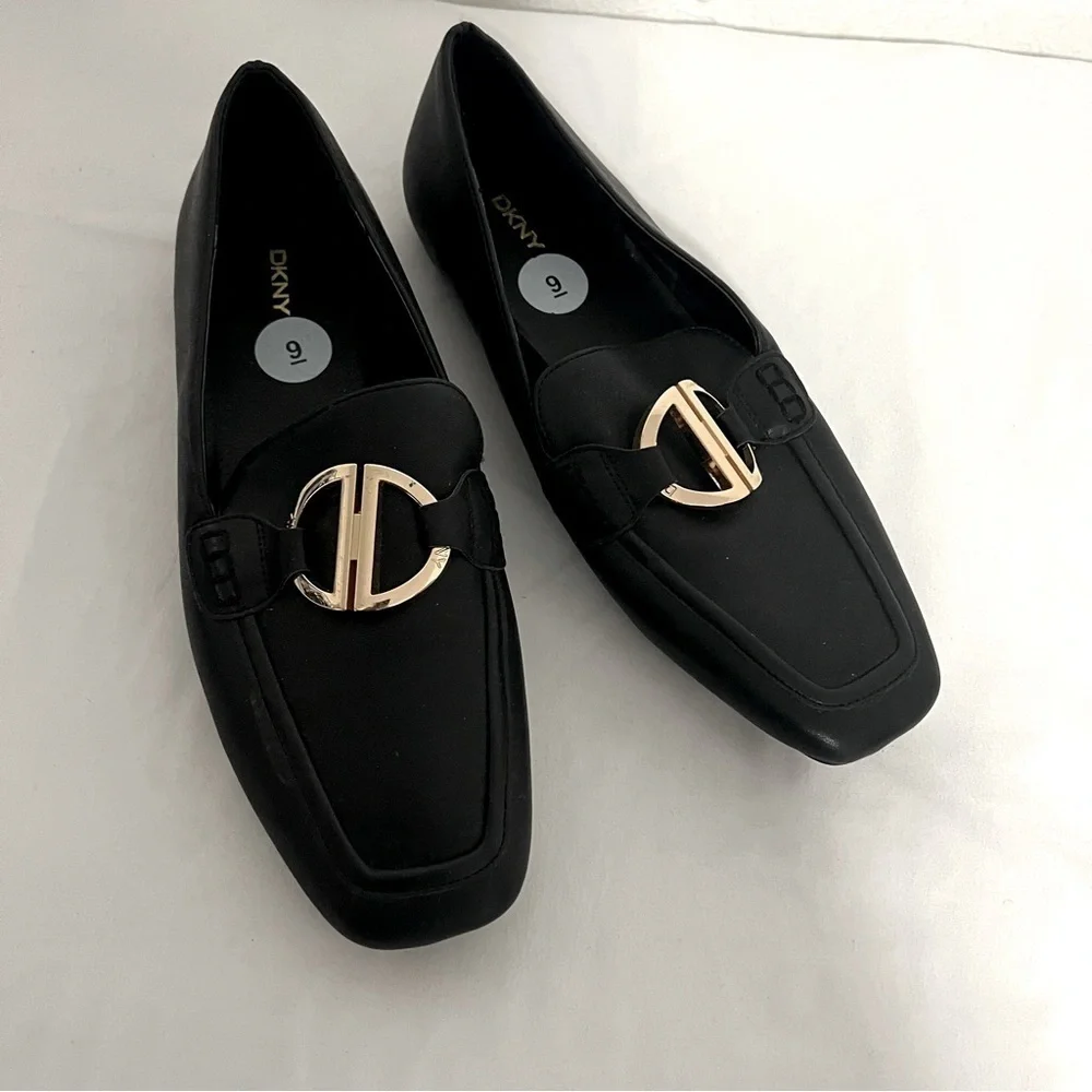 DKNY Women’s Fern Loafers Black Size 9M Business Casual Office Everywhere EUC - Picture 2 of 8